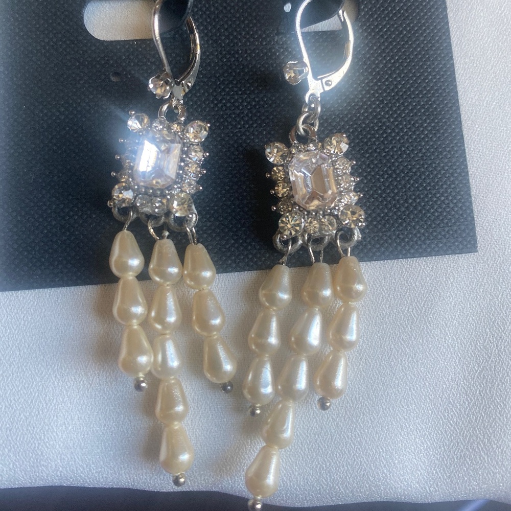 Dangled Rhinestone earrings